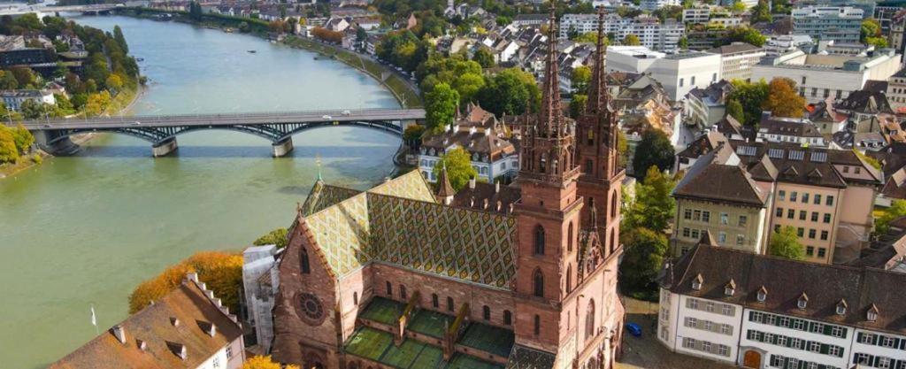 Schweiz Apartment บาเซิล ภายนอก รูปภาพ